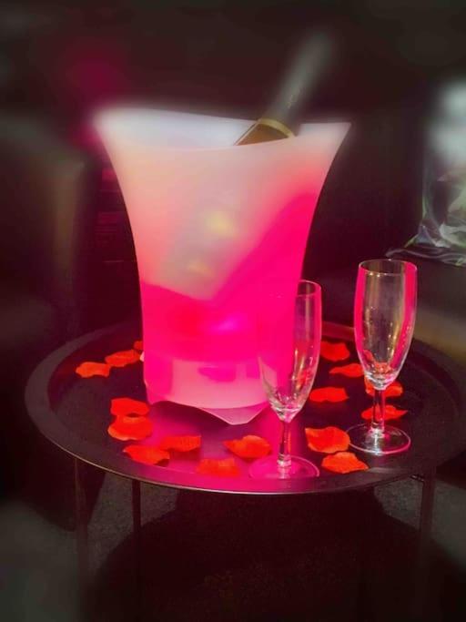 Vip Lounge Appartement Avec Jacuzzi Et Jardin Andenne Bagian luar foto
